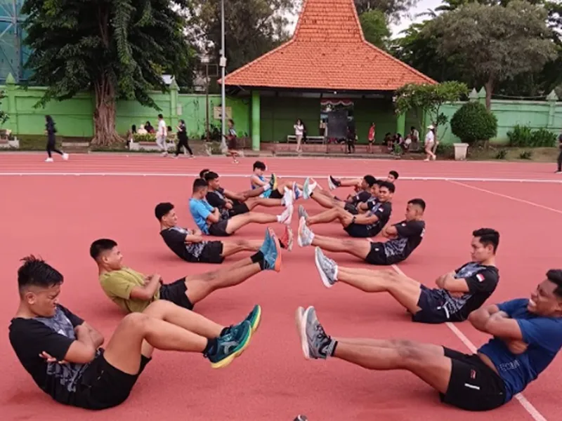Kegiatan Sit-up Training Patriot Muda